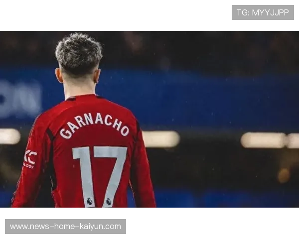 曼联反击一波流，加纳乔突入禁区推射得手